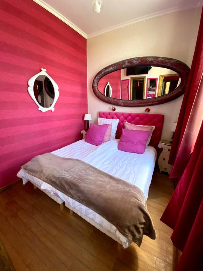 Le Chateau De Frankie Spas-Saunas Grand-Reng Exterior foto