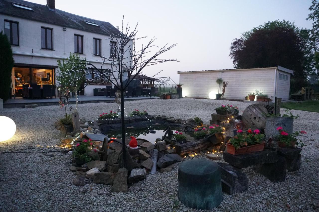 Le Chateau De Frankie Spas-Saunas Grand-Reng Exterior foto