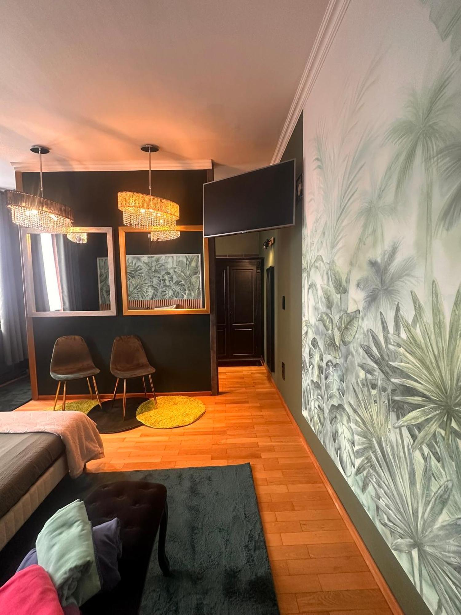 Le Chateau De Frankie Spas-Saunas Grand-Reng Exterior foto