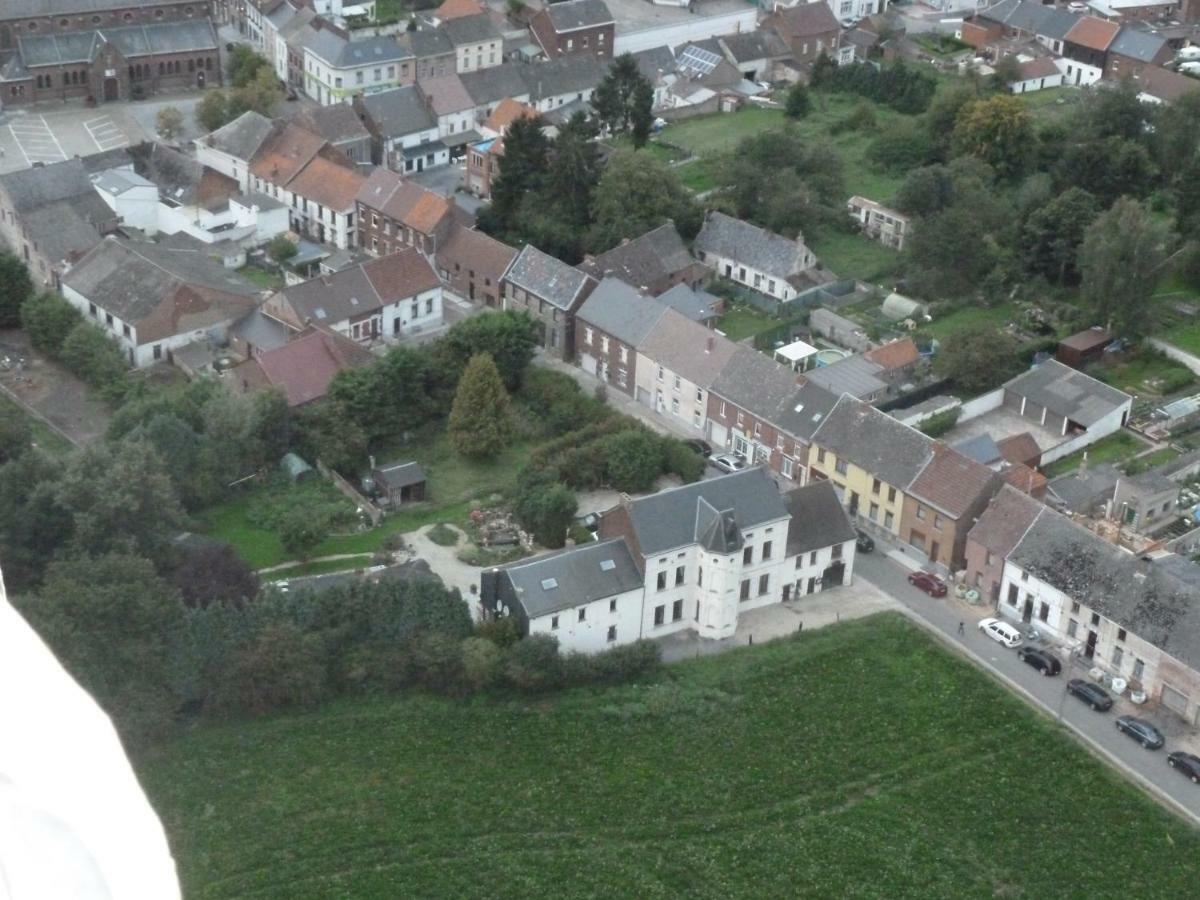 Le Chateau De Frankie Spas-Saunas Grand-Reng Exterior foto